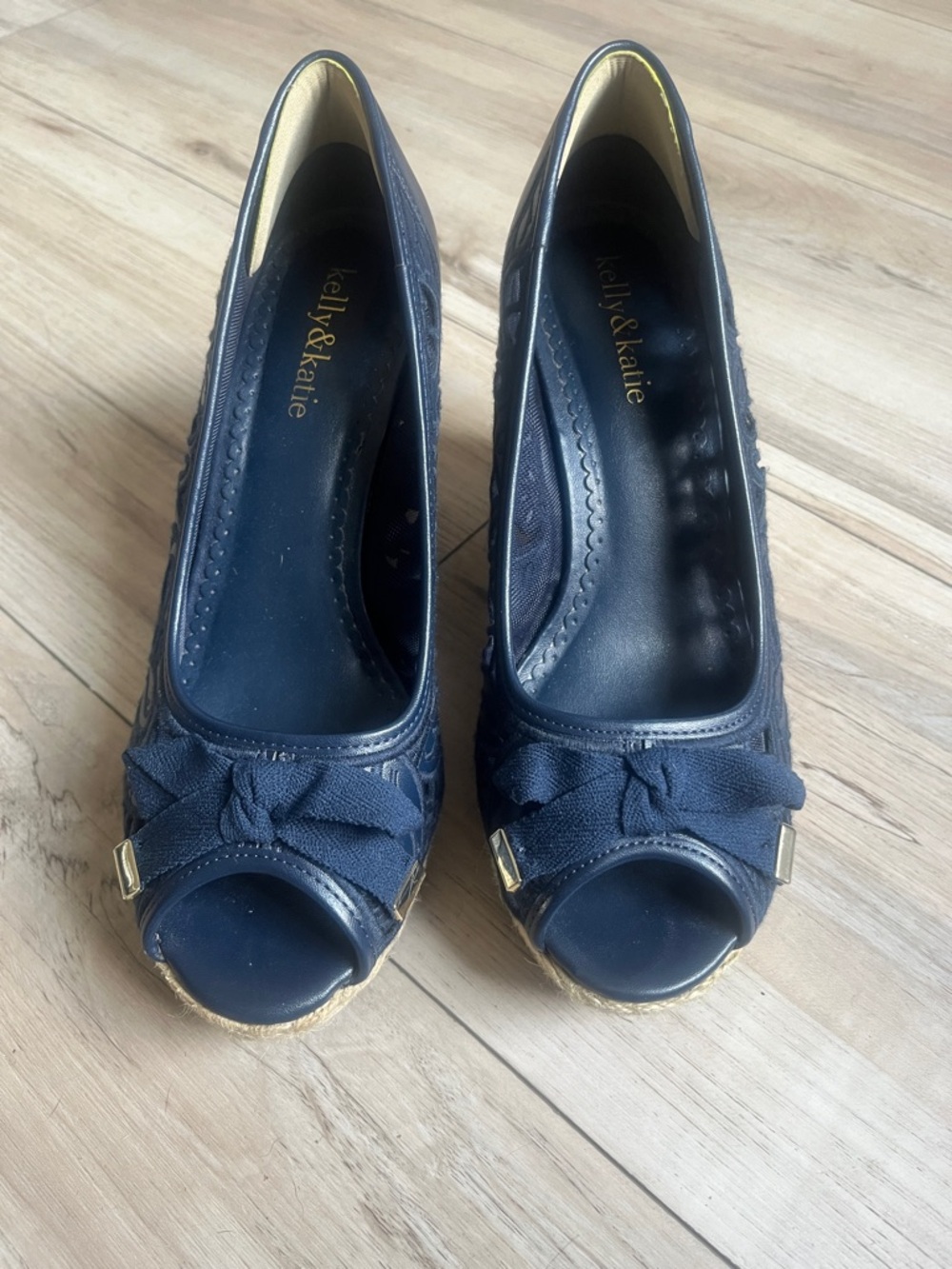 Kelly & Katie Navy Espadrille Wedge Peep-Toe Heels with Bow Detail size 8 - Picture 2 of 6